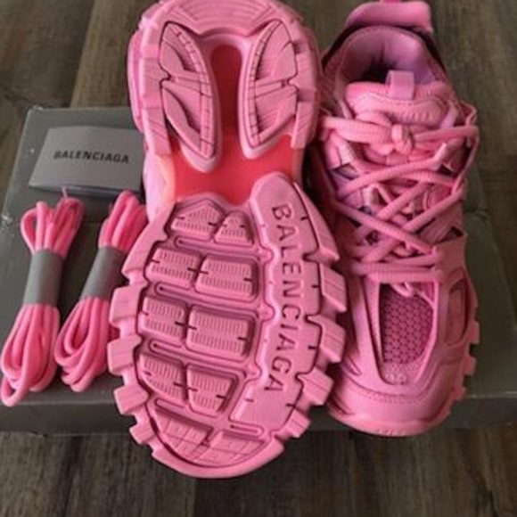 balenciaga track runners pink